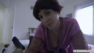 Ragveida māmiņa Džesika Ryan ņem viņas stepson sūkāt savu jauno dick