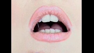 Angela Tiger - lesbiana - zuri