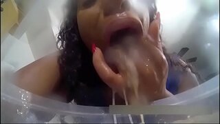 ȣ�の女の子が吐いたものPuke Puking嘔吐Gagging Barf