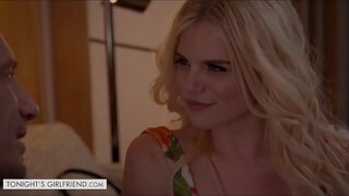 Hoje à noite a Namorada - Nikki Doce adora ser socada