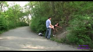 I te tuatahi e ratou te pa ki te tahi i te tahi i roto i te pae, me te ka haere ratou ki te fuck i roto i te public gardens